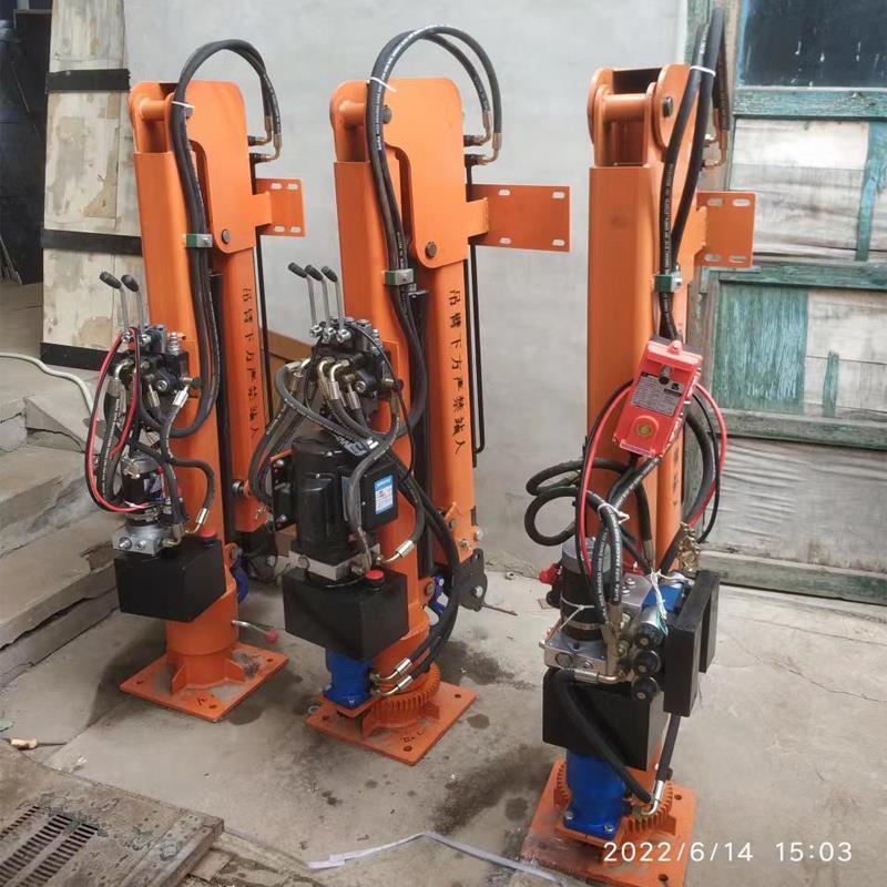 东洲区重汽蓝牌随车吊 3.2吨 国六动力强 液压驱动 农用自卸起重机